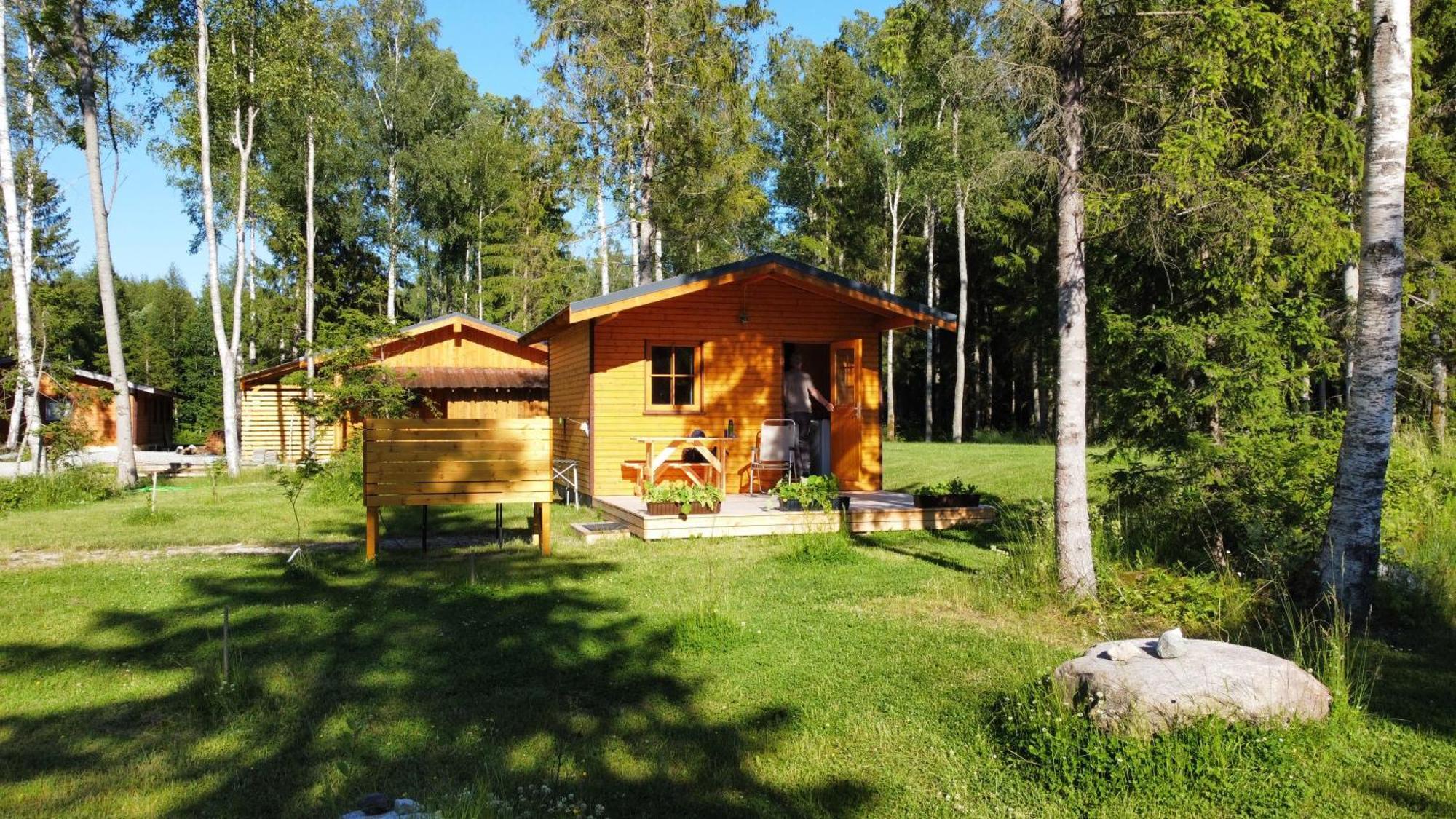 Marika Puhkekuela - Metsanurga Oeoemaja "Shared Bathroom" Nova Eksteriør bilde